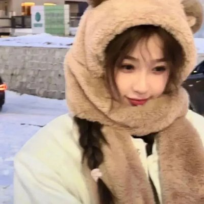 蓝色长袍